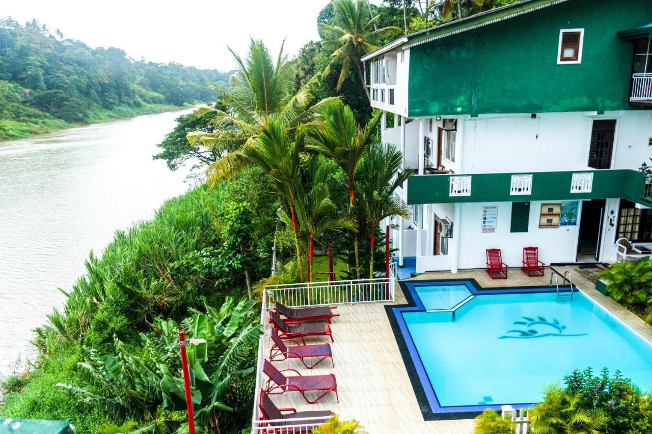 Kandy Riverside Villa Eksteriør billede